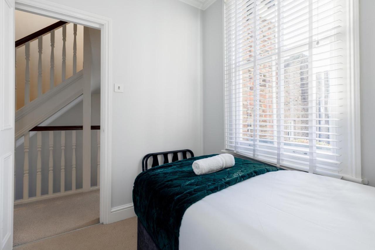 Beautiful 4 Bedroom House Near Paddington Station London Eksteriør billede